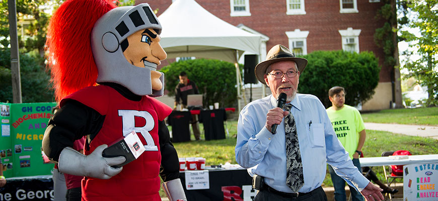 Photo: The Rutgers Scarlet Knight mascot with Ecutive Dean Bob Goodman.